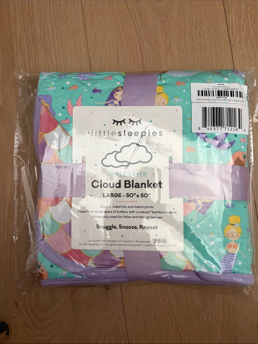 NWT Mermaid Magic Cloud blanket